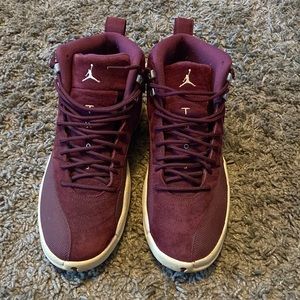 Jordan 12 Bordeaux